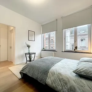Appartement Elegant Flat Cinquantenaire, Brussel